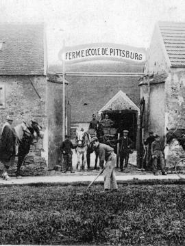Entrée principale de la Ferme-école de Pittsburgh