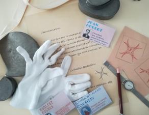 Photographie des objets du jeu de piste