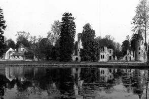 Carte postale de Fontenay-Trésigny, XXe siècle.