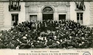 Remise de la Croix de Guerre à la ville de la Ferté-sous-Jouarre et aux communes de Reuil-en-Brie et d’Ussy-sur-Marne le 14 août 1921 (AD77, MDZ944)