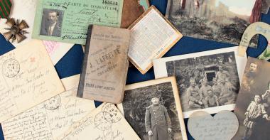Pêle-mêle de documents familiaux de la Grande Guerre