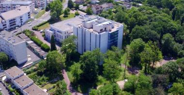 Vue aérienne du bâtiment des Archives départementales de Seine-et-Marne