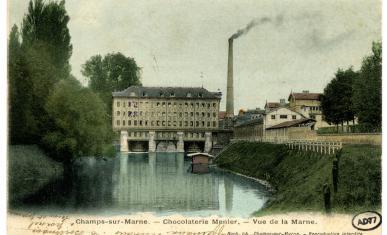 Chocolaterie Menier à Noisiel vue de la Marne