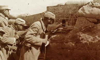 Soldats dans une tranchée, 1915