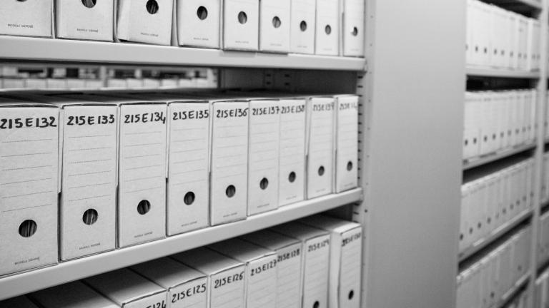 Vue des magasins contenant les archives notariales