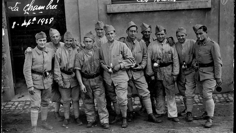 Photographie d'un groupe de soldats